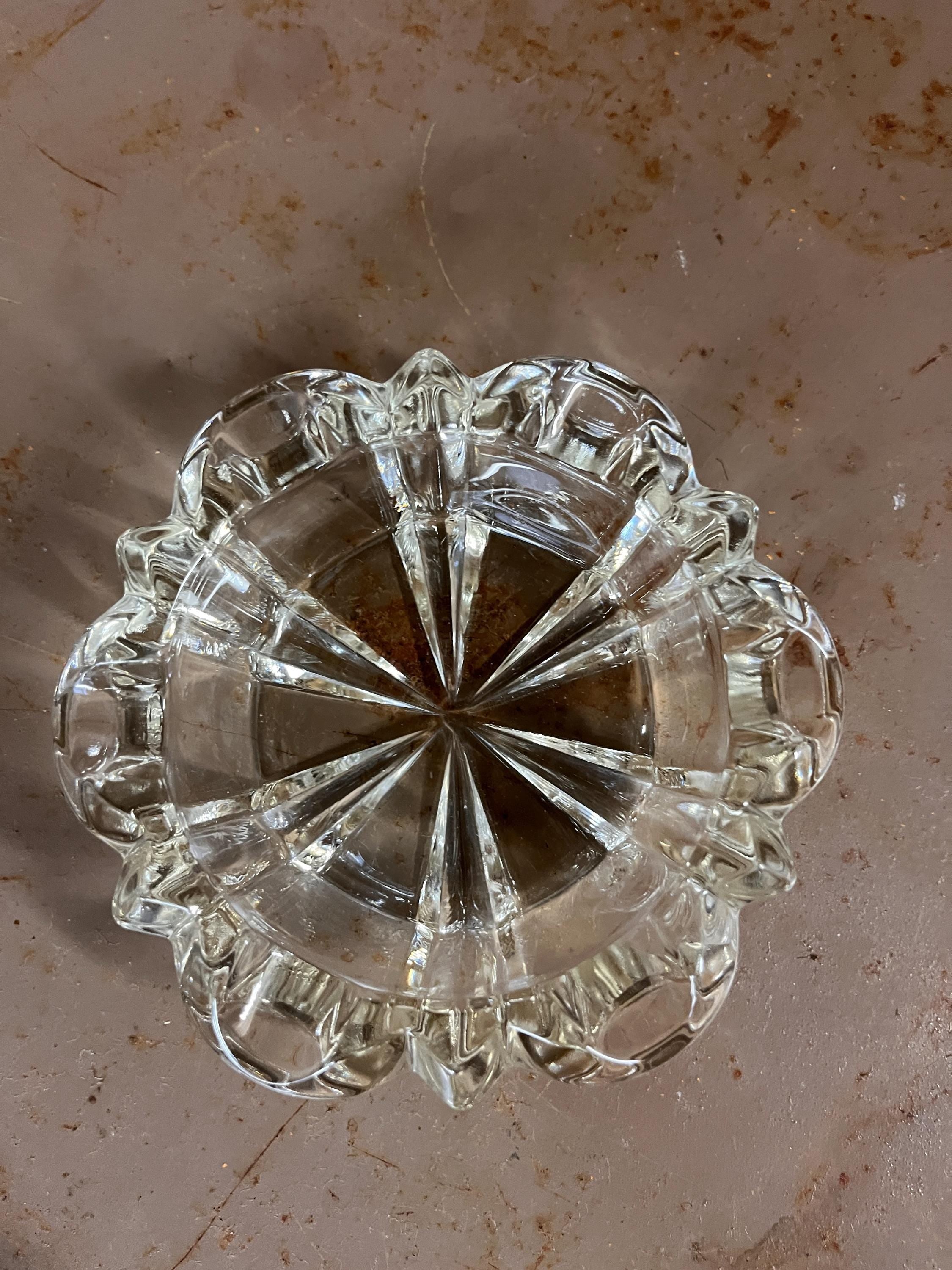 Grand Cendrier Vide-Poches Vintage en Verre Moulé – Bords Festonnés – Années 70